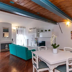 Maison Contrari Apartment